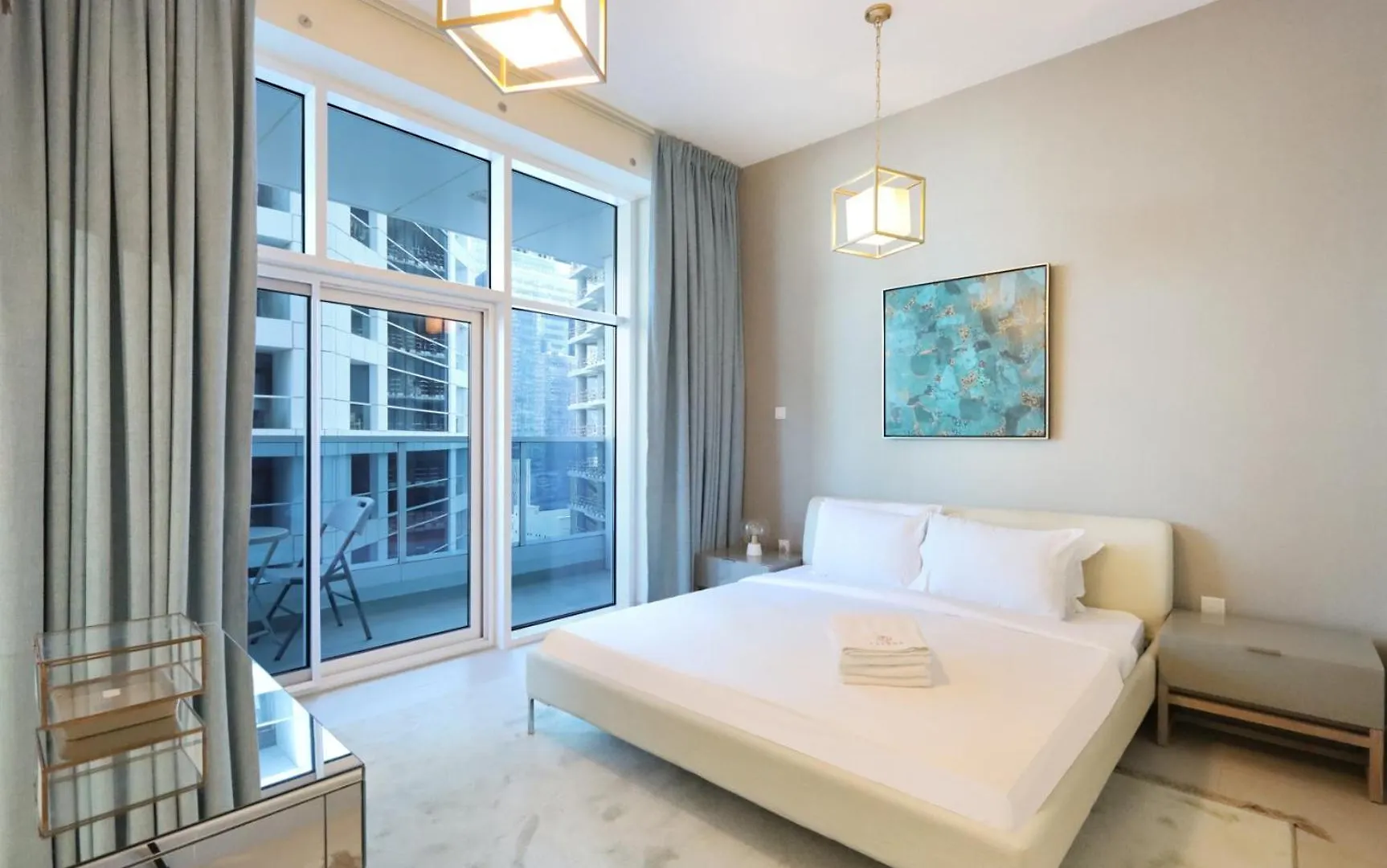 2Br In Central Marina Walk To Dining & Nightlife Dubai United Arab Emirates