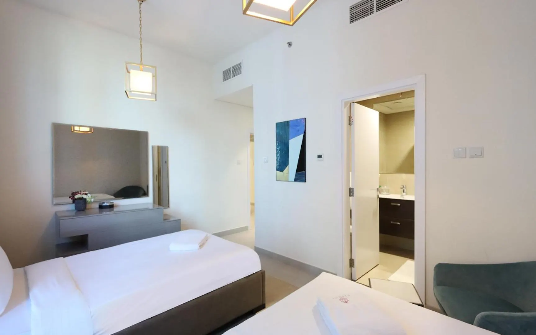 2Br In Central Marina Walk To Dining & Nightlife Dubai 0*,  United Arab Emirates